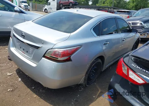 2015 Nissan Altima 2.5 S from USA, damaged, VIN 1N4AL3AP0FC267029